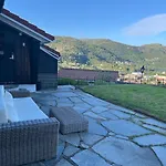 Modern Detached House By The Mountains & Sea