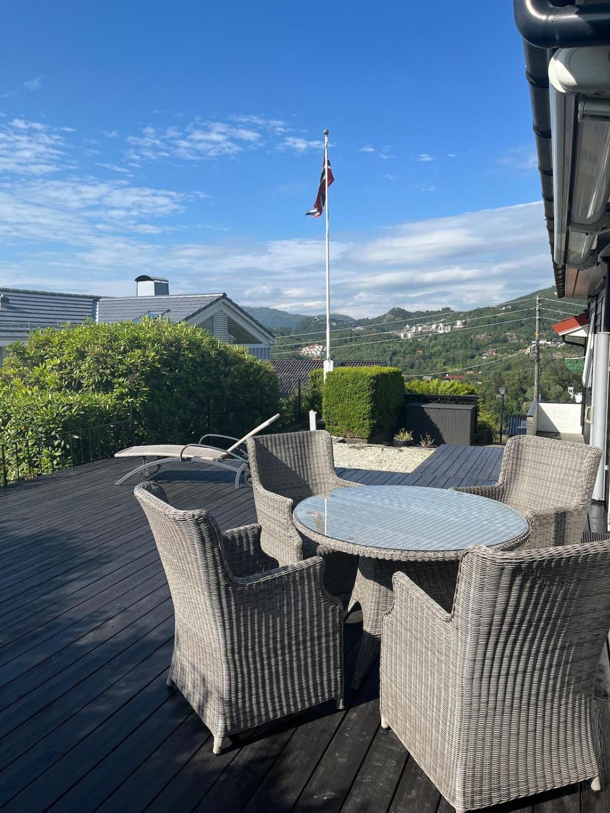 Modern Detached House By The Mountains & Sea Villa Bergen